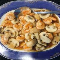 Gambas con champiñones
